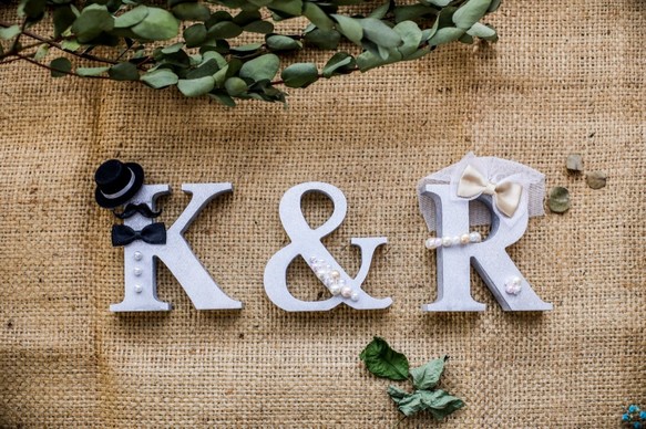 結婚式の定番アイテム＊イニシャルオブジェの可愛いアレンジ法 | Otokucon